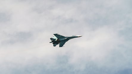 Ракетна загроза по всій Україні — окупанти підняли в повітря винищувач МіГ-31К - 285x160