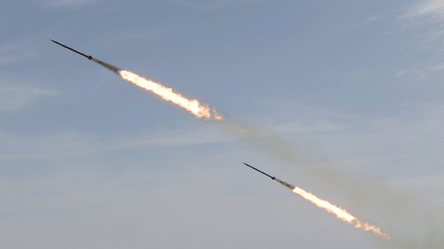 Росіяни запустили по Україні 150 ракет протягом липня - 285x160