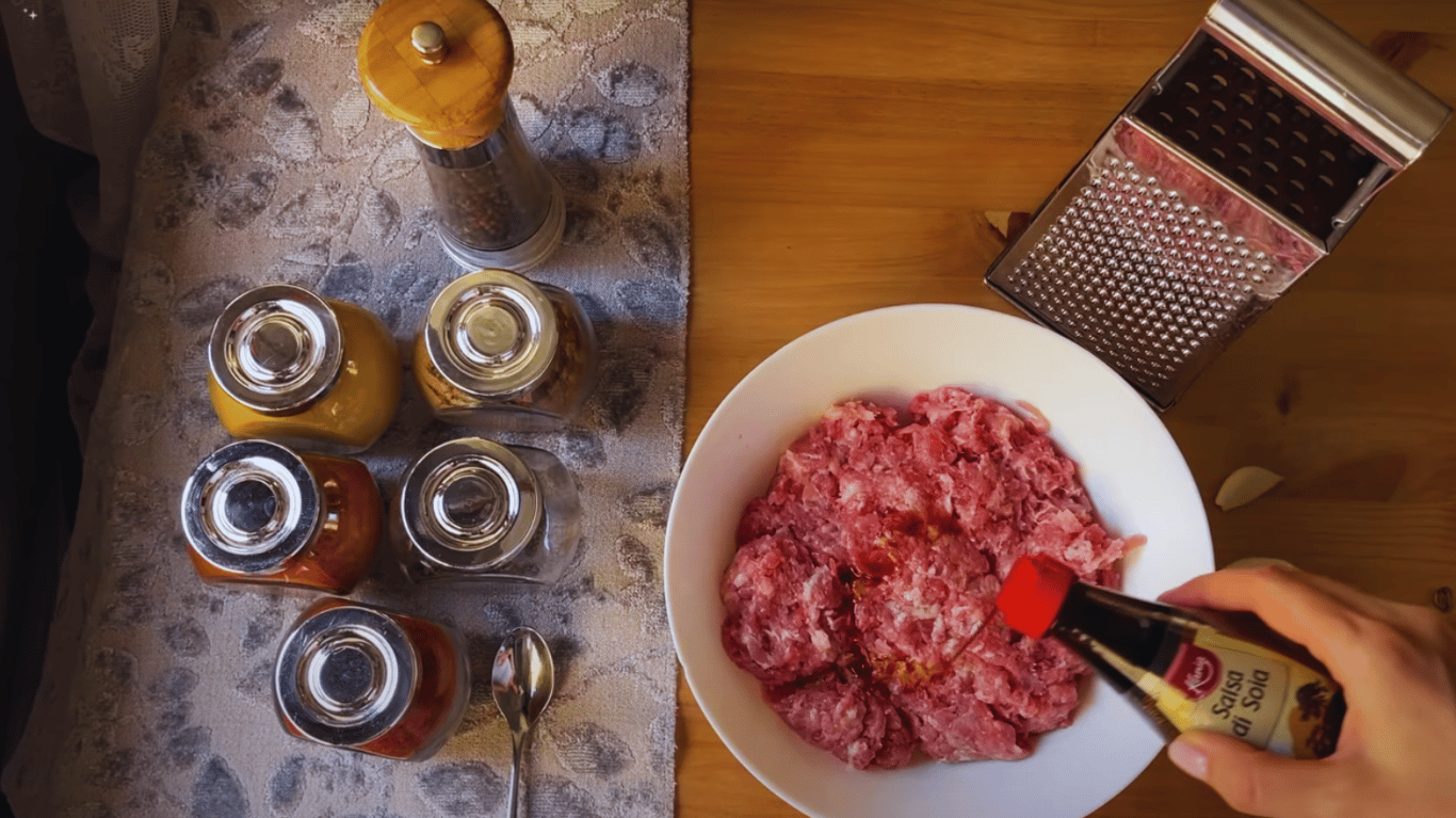 домашні сосиски без оболонки з фаршу