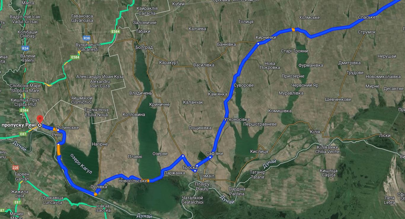 С путешествием за границу стоит подождать - на трассе Одесса - Рени очень затрудненное движение - фото 3