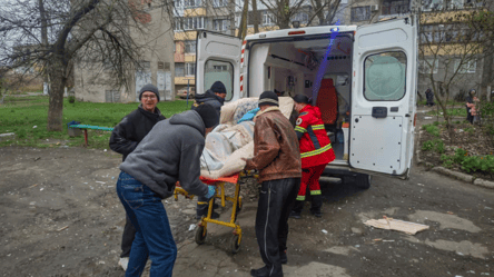 Вибух на півдні Одещини — людей врятували з палаючої квартири - 285x160