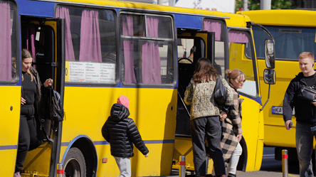 Безплатний проїзд в маршрутках: перелік пільговиків у квітні 2026 - 285x160