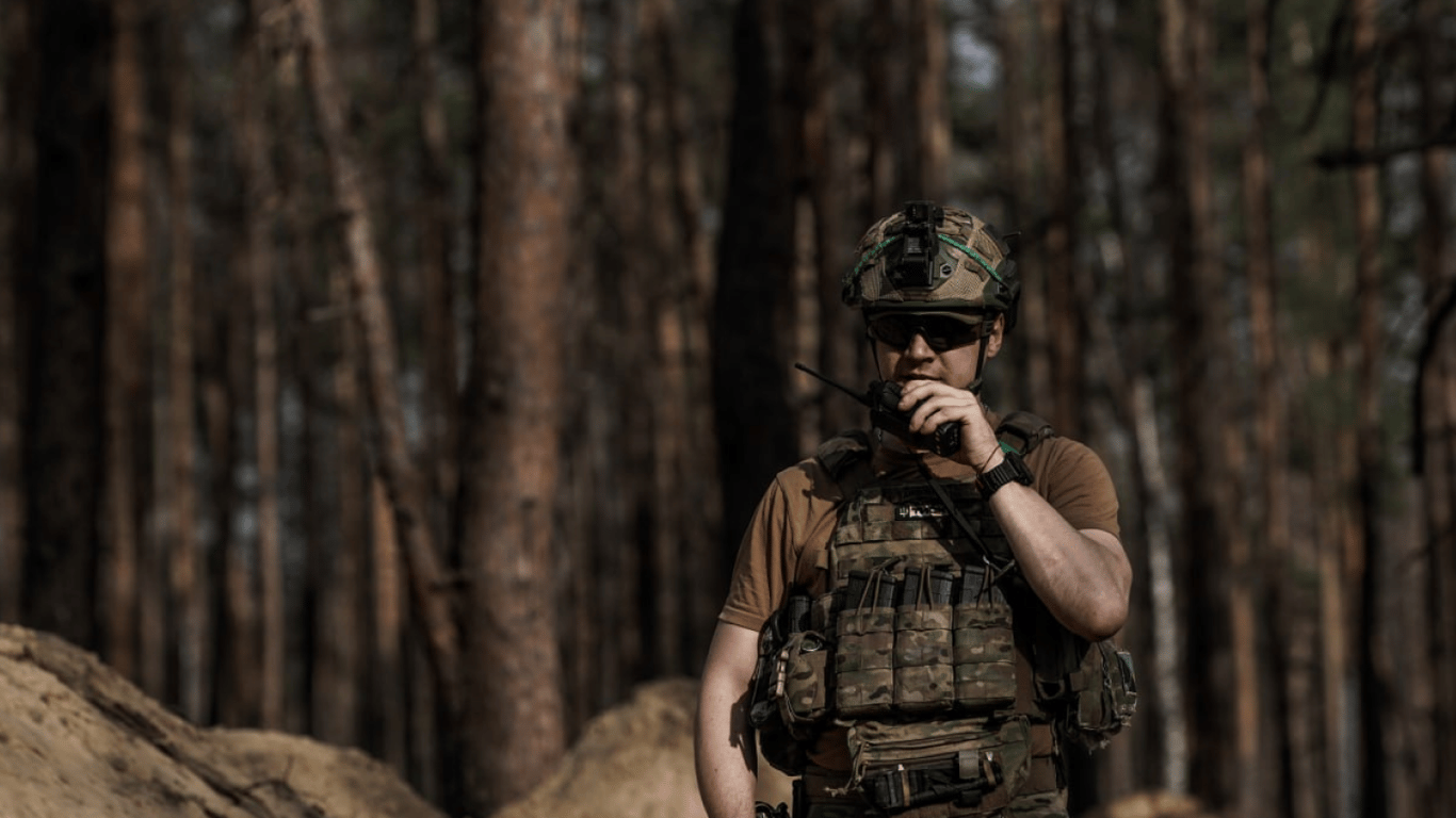 Бійці полку Азов показали тренування штурмових груп