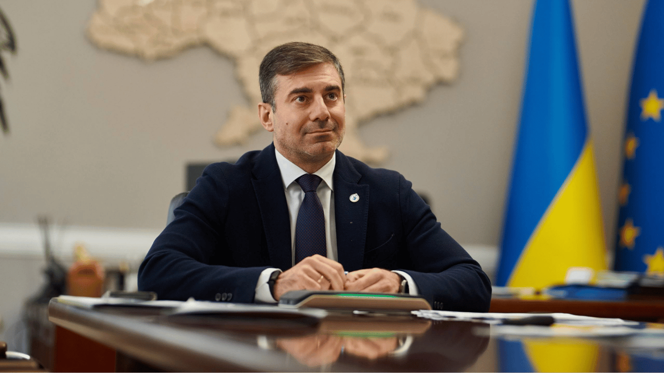 Керівника ТЦК в Ужгороді засудили за перешкоджання роботи омбудсмана