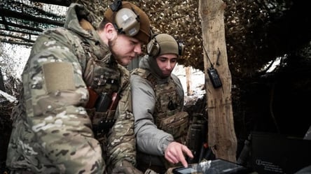 В "Азове" требуются знатоки радиоданных — условия работы - 285x160