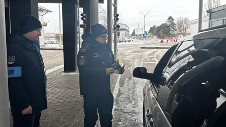 Без цього папірця одеситів не пустять у Румунію — якого саме - 285x160