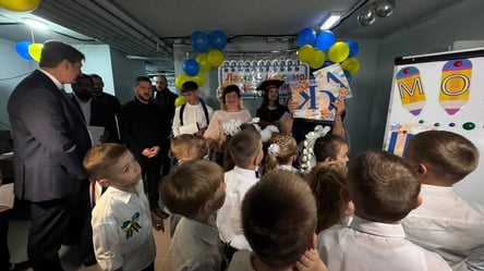 Зеленський ховався в укритті з дітьми через атаку росіян - 304x171