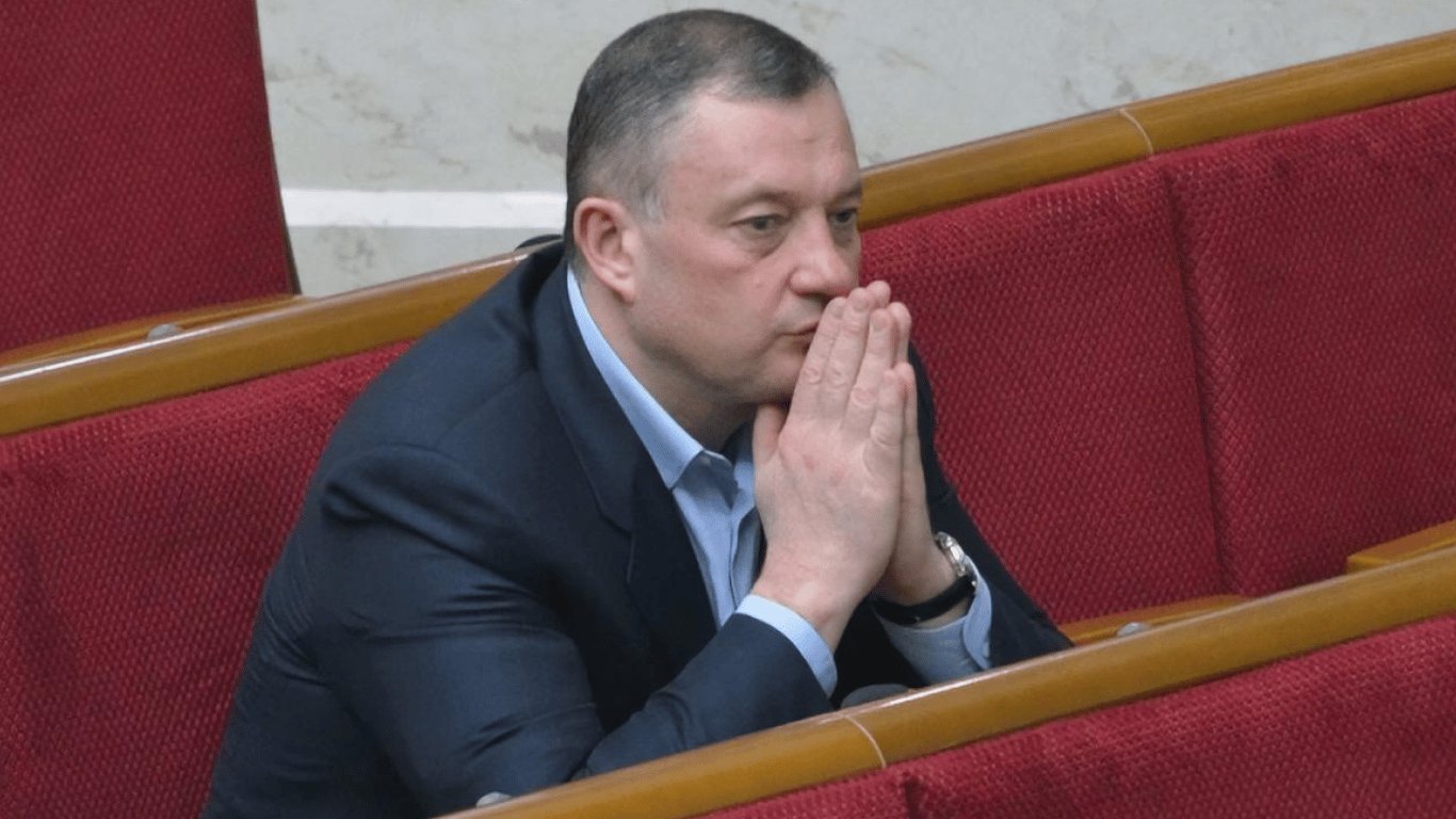 Нардепа Дубневича принудительно доставят в суд по делу хищения 93 млн гривен