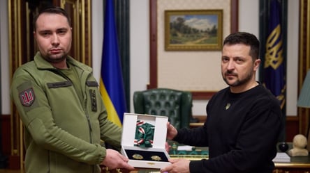 Зеленский получил две высокие награды Чеченской Республики Ичкерия - 285x160