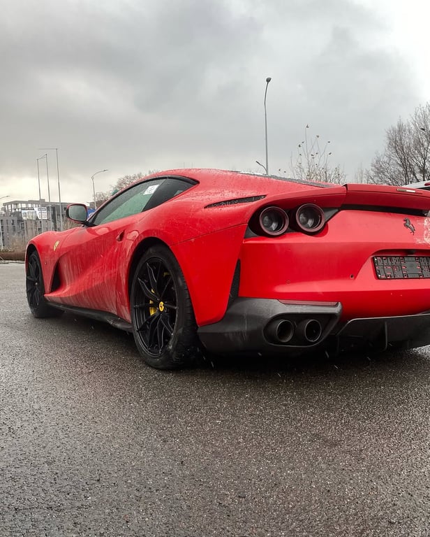 Ferrari 812 Superfast
