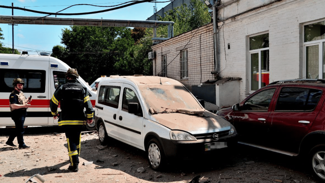 В результате обстрела Херсона погиб молодой врач в свой первый рабочий день