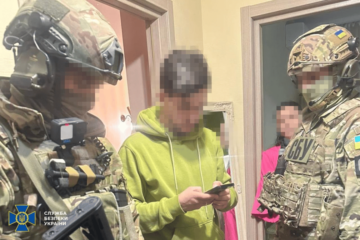 СБУ объявила подозрение алкогольному магнату, финансировавшему армию России
