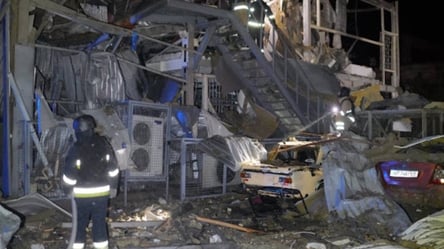 Атака на цивільний об'єкт Запорізької області — постраждали люди - 290x166