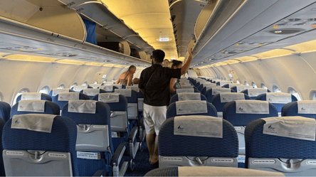 Перша подорож літаком: без чого не обійтися під час польоту - 290x160