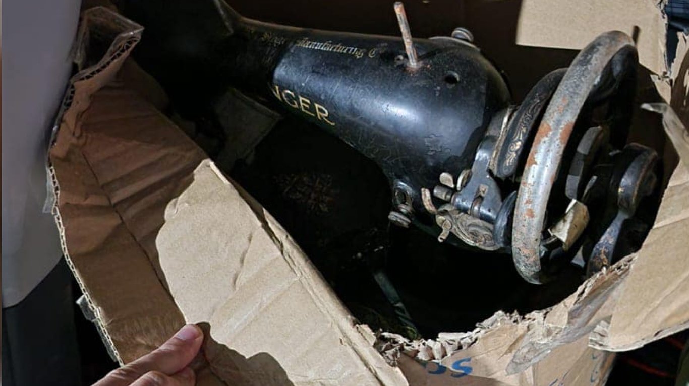 Музей на колесах — одеські митники вилучили цілу колекцію антикваріату - фото 1