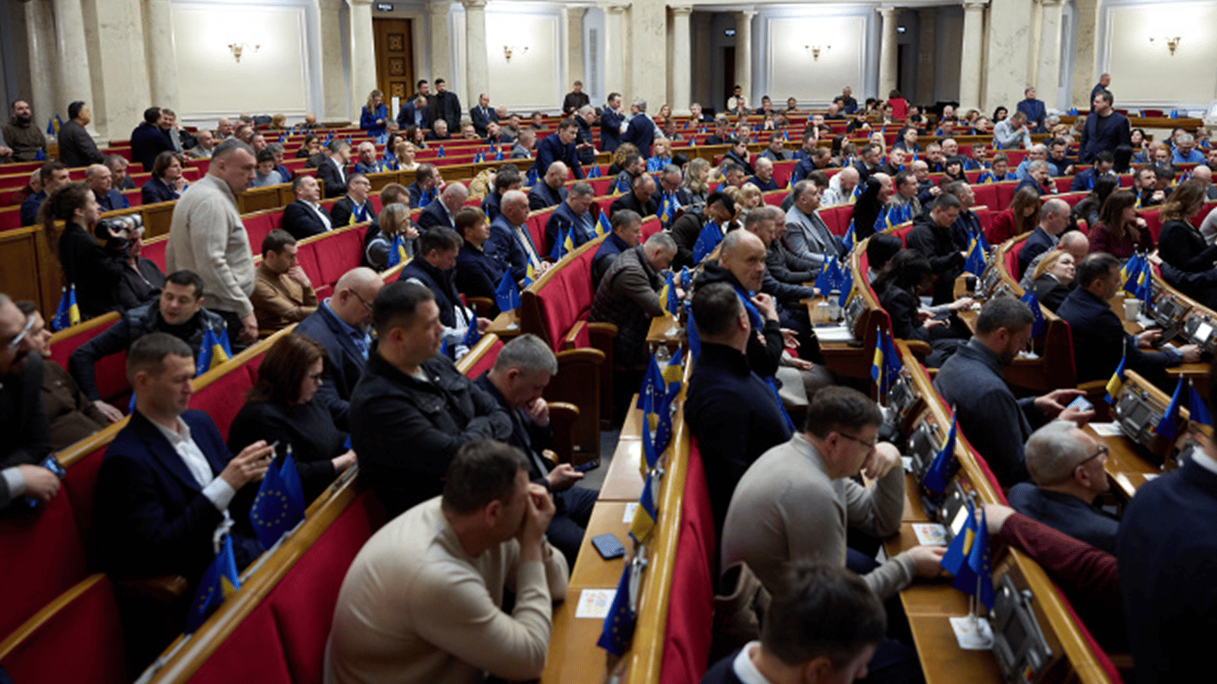 Раде предлагают разрешить работникам медитировать на работе