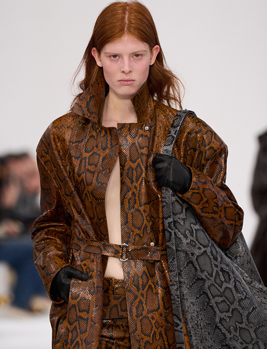 Чому зміїний принт став на піку популярності