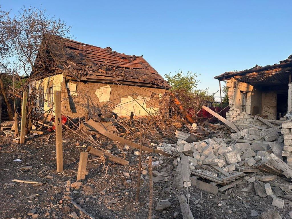 В Донецкой области не утихают взрывы — известно о двух жертвах - фото 3