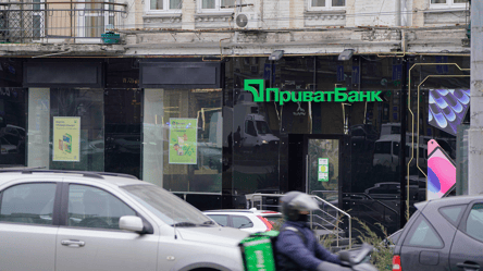 ПриватБанк закрывает счета клиентов — почему и как вернуть деньги - 285x160