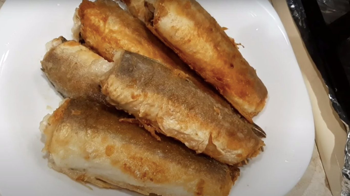 Вкусное основное блюдо из хека — видео рецепт