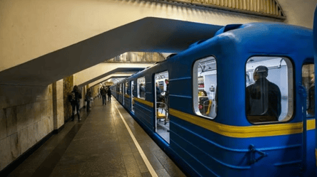 В Киеве на закрытых станциях метро начали устанавливать подпорки - 285x160