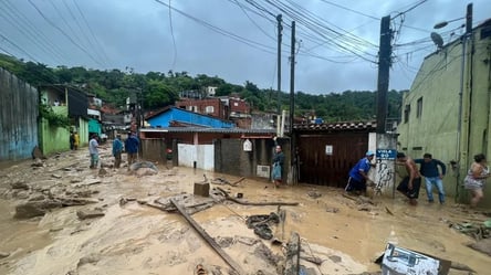В Бразилии из-за наводнений и оползней погибли уже 36 человек - 285x160