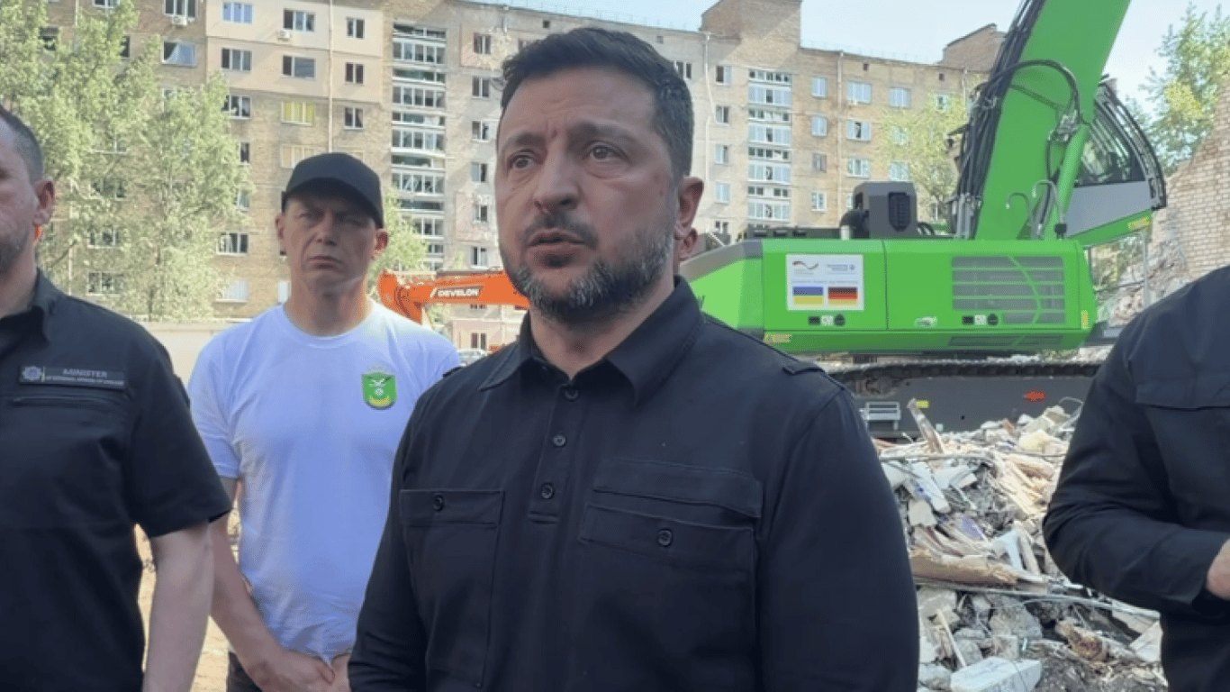 Зеленський заявив про відповідь на удар РФ по Києву