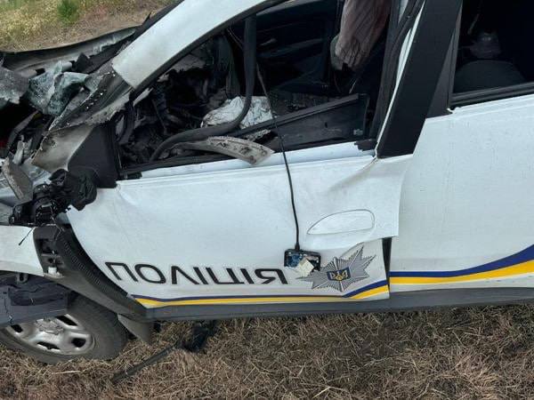 атакували дроном поліцейське авто