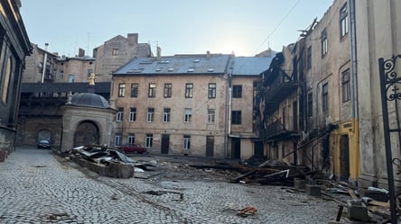 Львов после атаки дронов готовит решение по восстановлению домов - 285x160