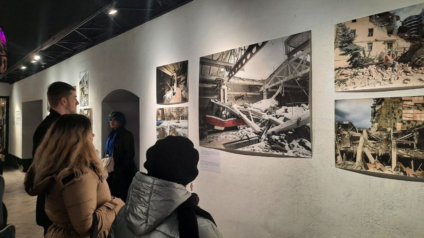 Одесити зможуть побачити фотовиставку "Розлам. Харків"