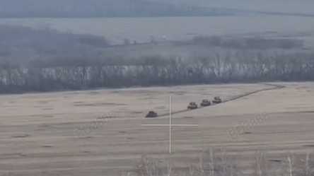 Paratroopers destroyed Russian convoys in Kursk region — video - 285x160