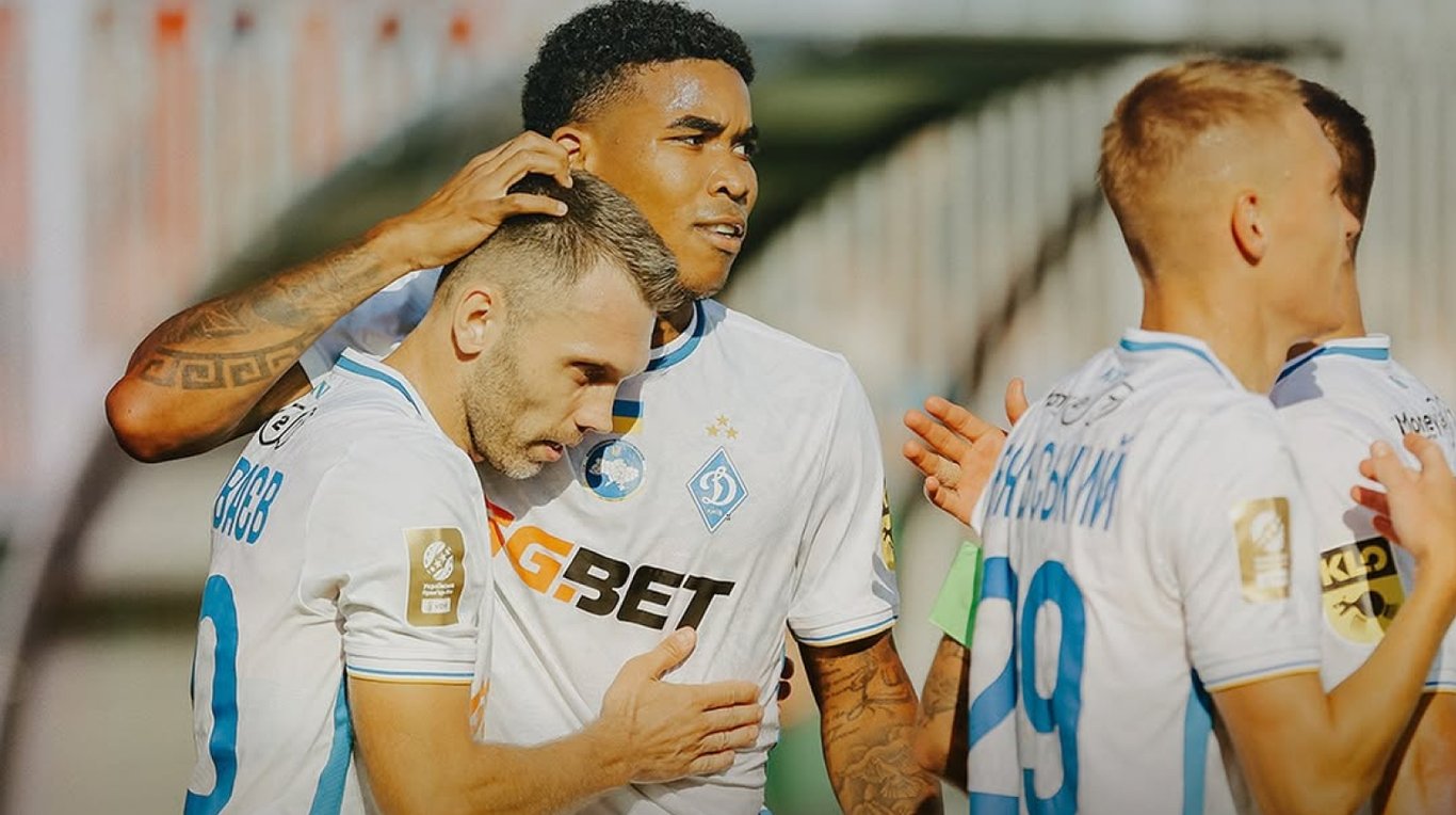 Александр Караваев