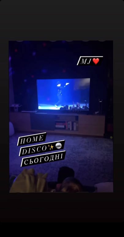 Елена Кравец показала, как отдыхает с детьми