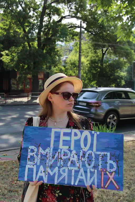 В Одесі вшанували пам'ять загиблих від війни — яким чином - фото 3