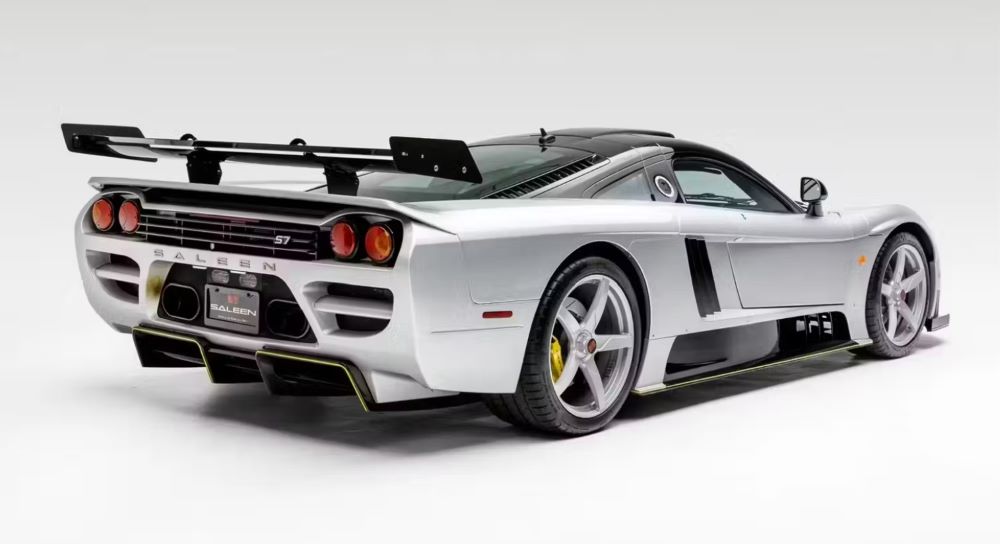 У кого больше лошадей - ТОП-5 самых мощных американских автомобилей - фото 3