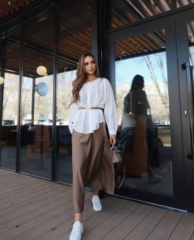 З чим носити довгу спідницю