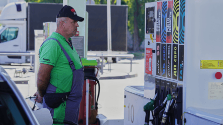 В Украине выросли цены на топливо — сколько будет стоить бензин завтра - 285x160