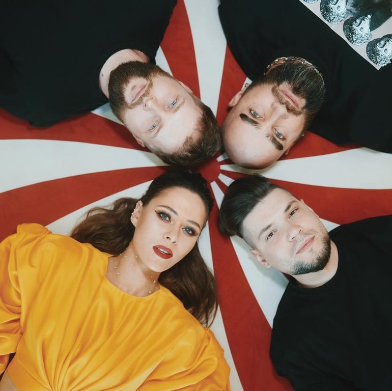 Юлія Саніна пояснила, чому виступає на концертах в Україні одна - фото 1