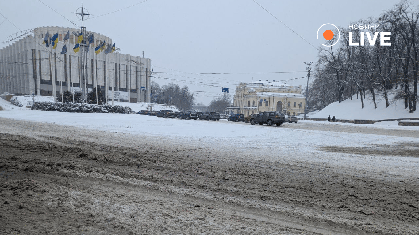 Ожеледиця у Києві 5 лютого