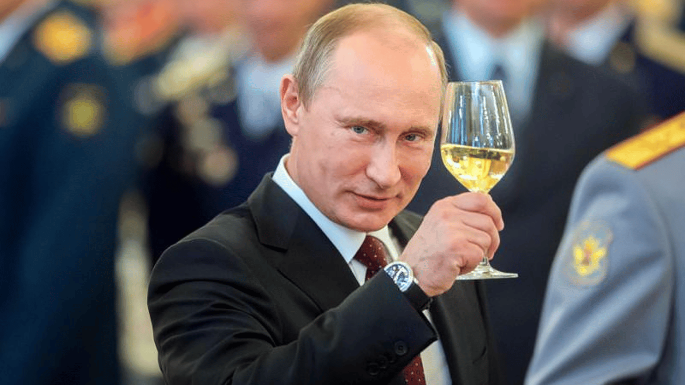 Импортный алкоголь попадает в Россию в обход санкций, — СМИ