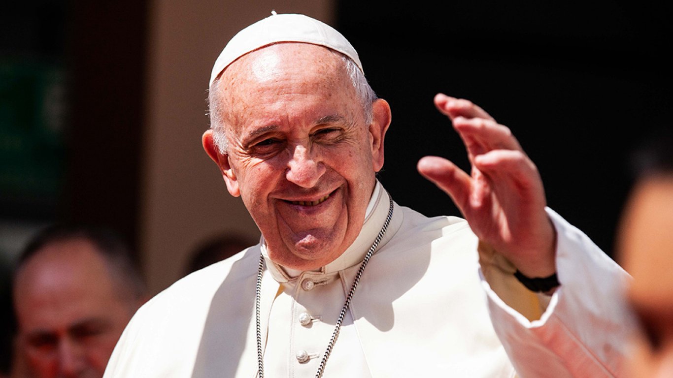 Папа Римський заявив, що готовий зустрітися із Зеленським та путіним