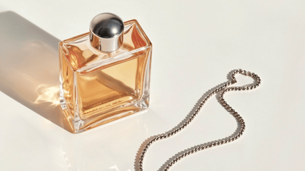 Блогер назвала духи, которые идеально подходят к осени - 285x160