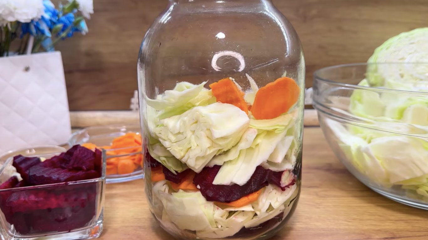 рецепт маринованої капусти пелюстка