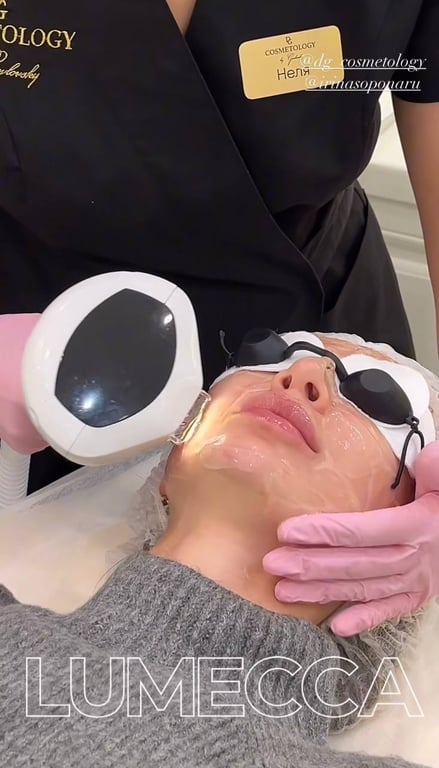 Ірина Сопонару у косметолога