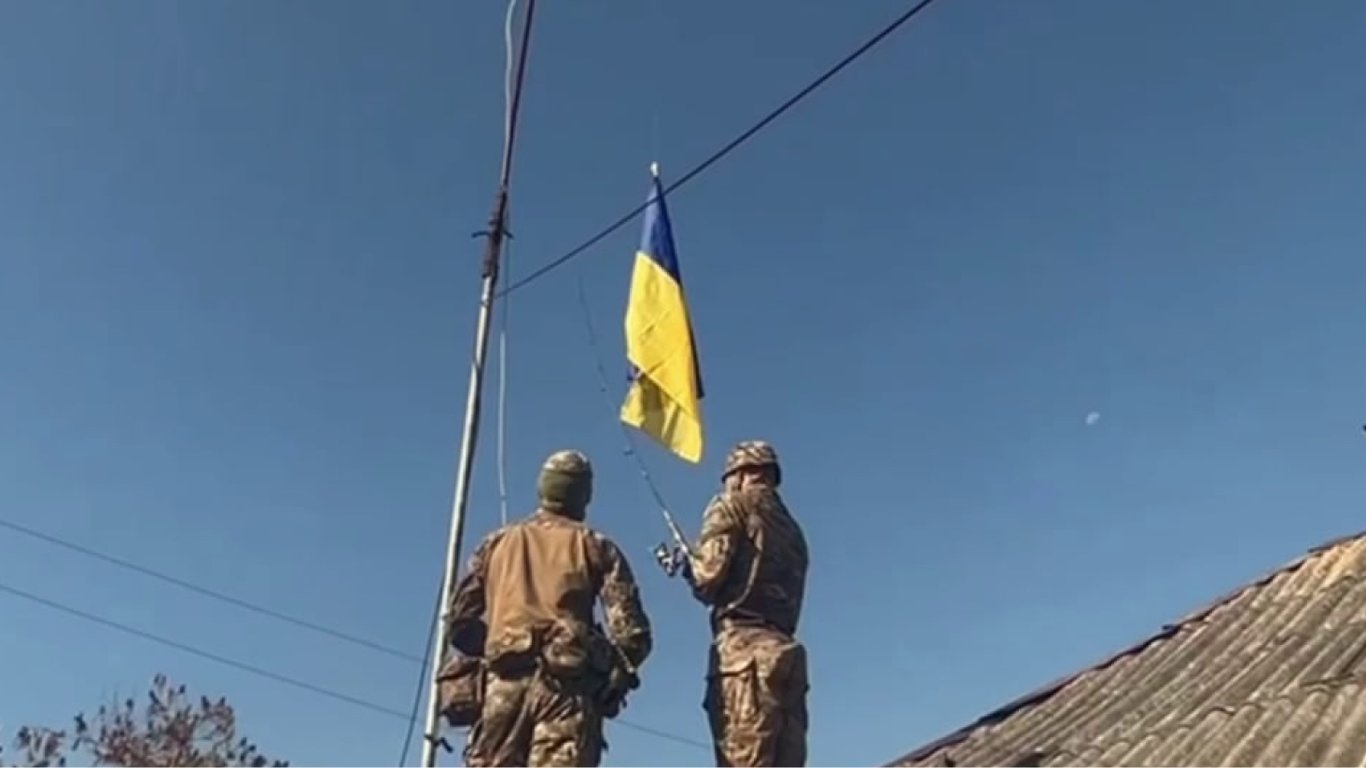 Українські військові підняли прапор в населених пунктах у "сірій зоні" Харківської області