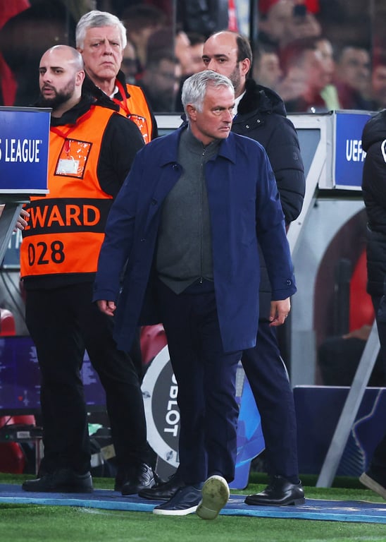 Жозе Моуринью в матче с Реалом