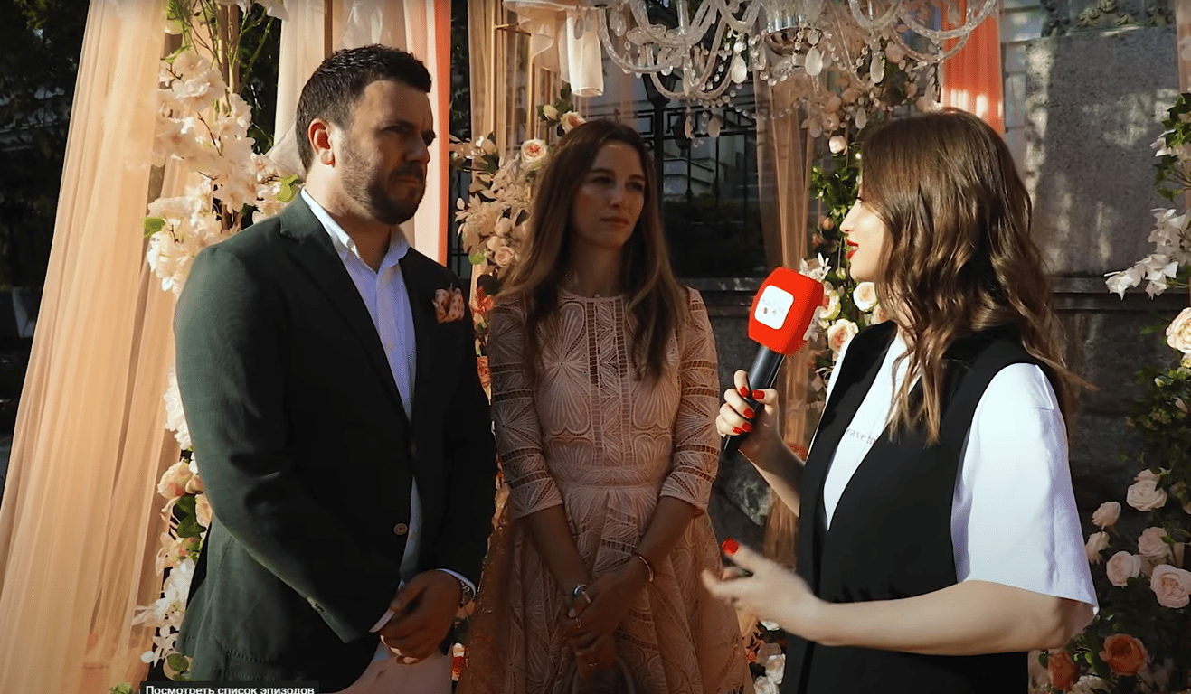 Григорий Решетник со своей супругой на интервью