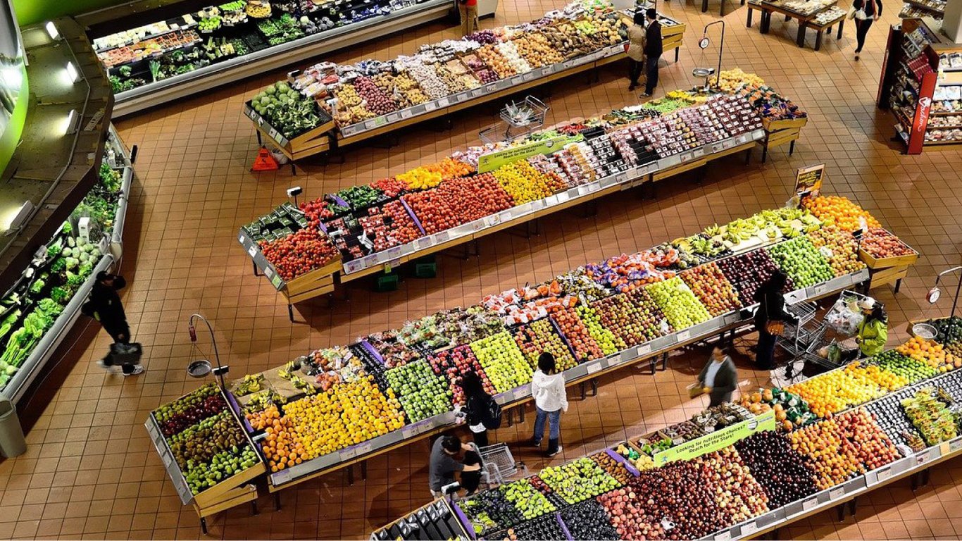 Цены на продукты — украинцы платят за еду на 11% больше