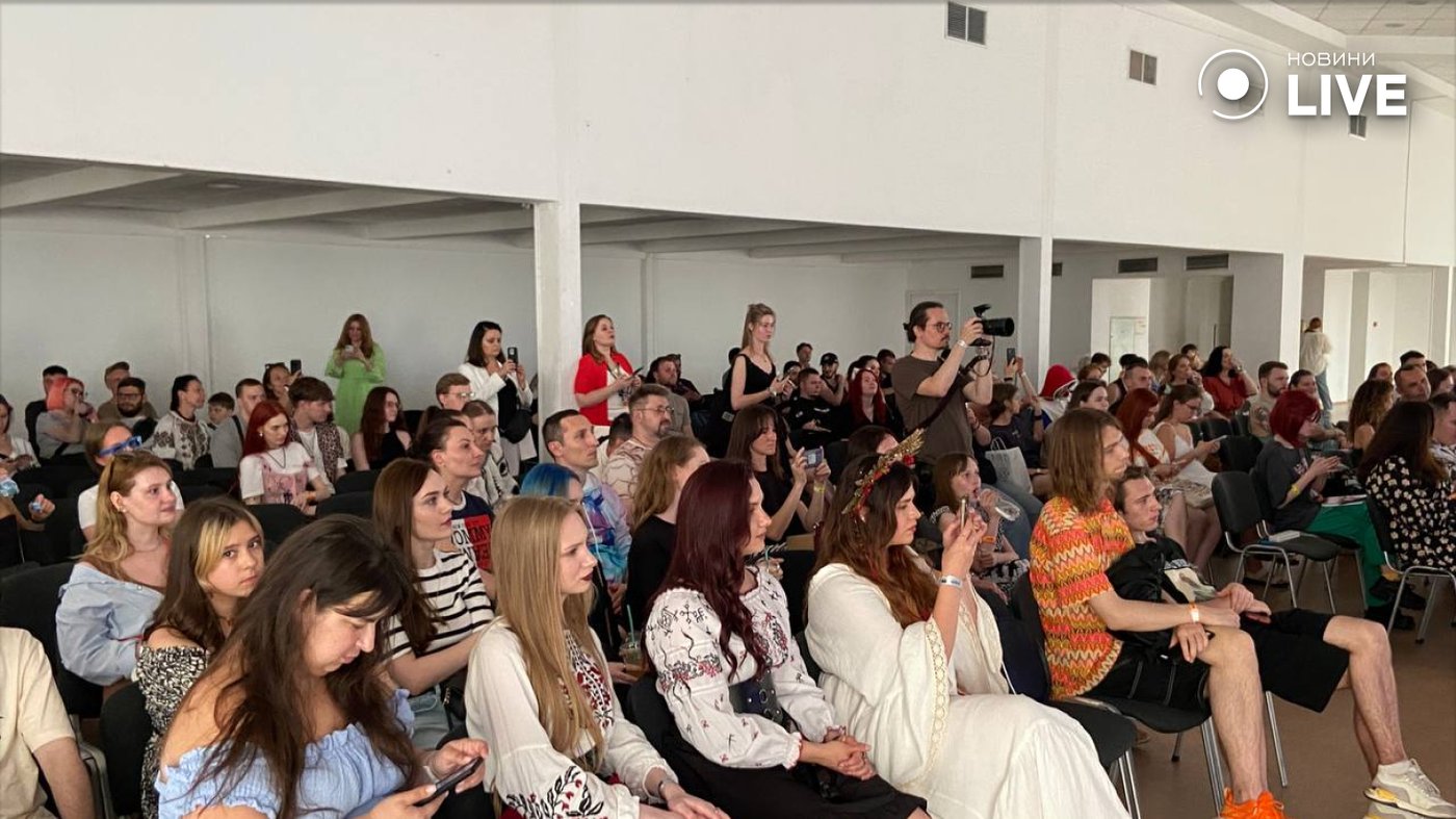 Публічне читання книги у Києві