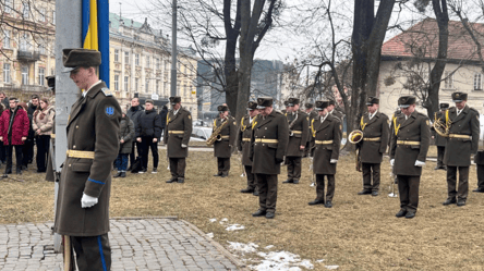 Во Львове впервые отметили Национальный день молитвы — фото - 285x160